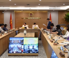 Từ 1/11, thống nhất mã QR trên các ứng dụng phòng chống COVID-19