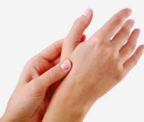 TÊ BÌ CHÂN TAY: Nguyên nhân - Triệu chứng